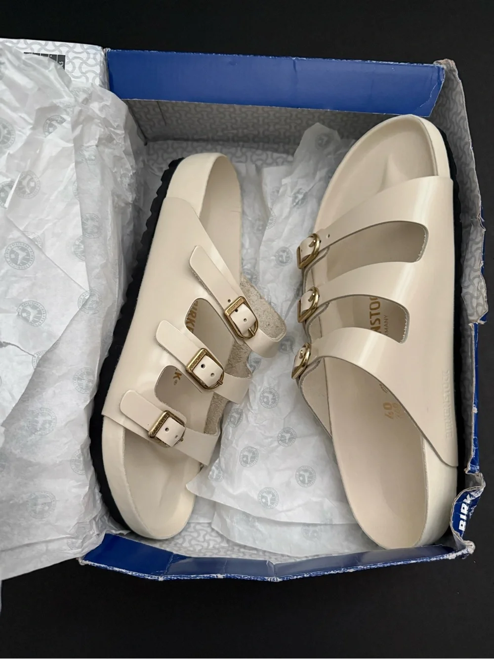 Birkenstock Florida Fresh Sandal in Ecru with Gold Buckles Size 9 NEW